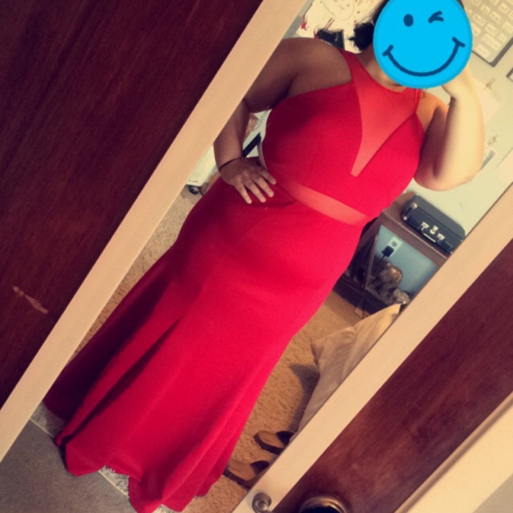 red prom dress
